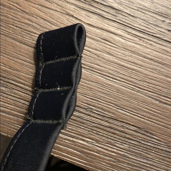 Bikini - Picture 3 of 3